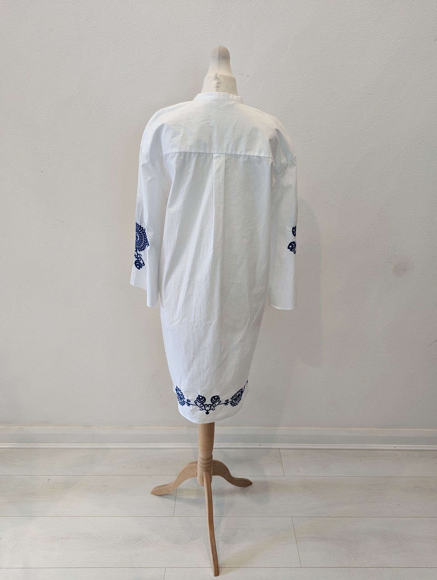 Zara White Blue Print Dress XS RRP £29.99