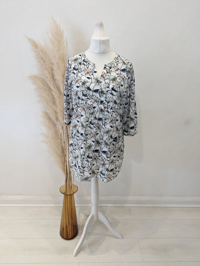 Seasalt Cornwall White Floral Top 12