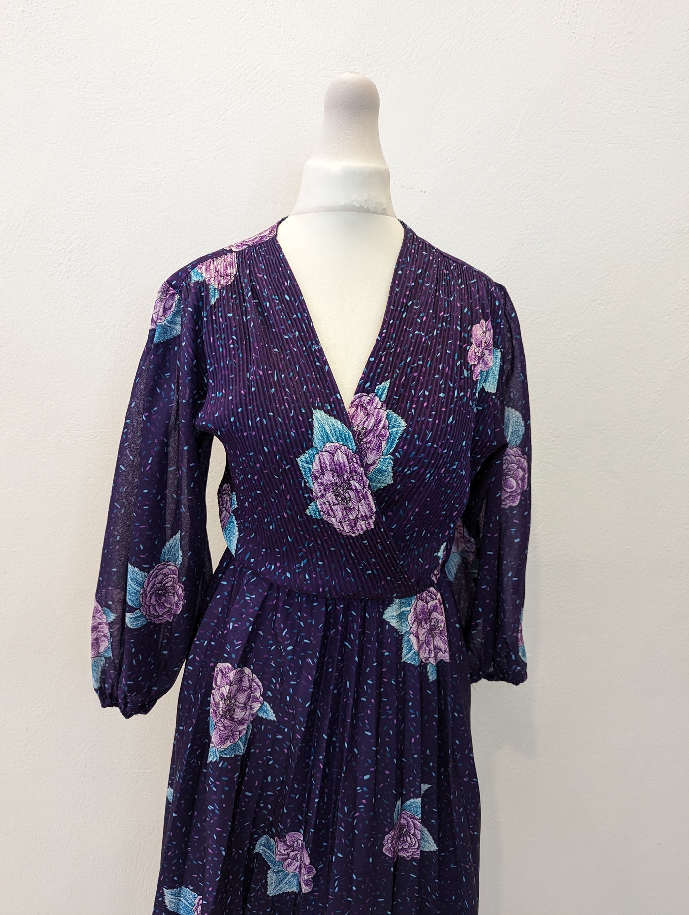 1970s Purple Midi dress 12