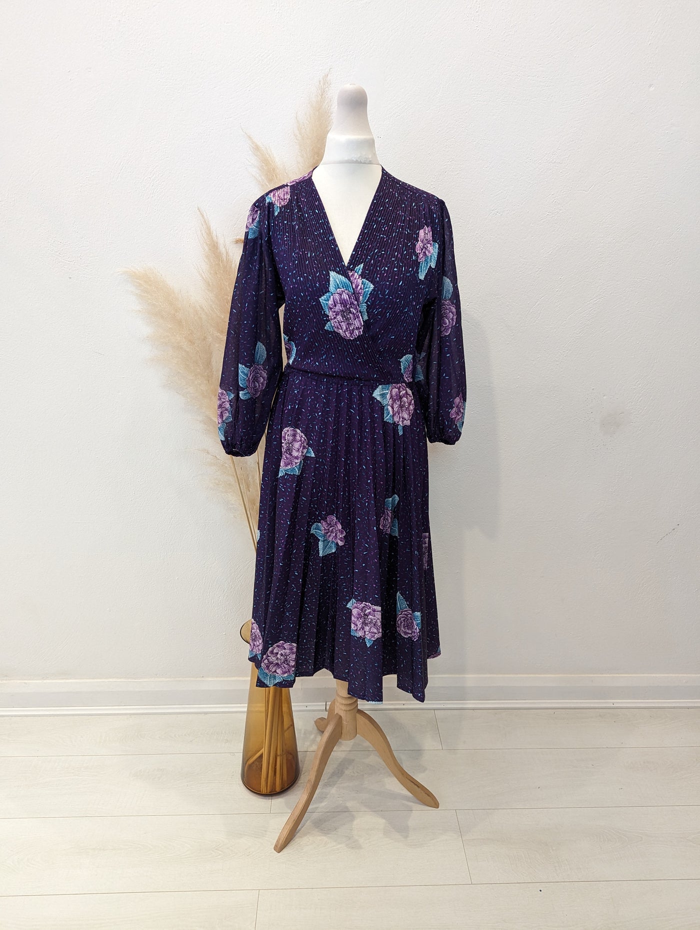 1970s Purple Midi dress 12