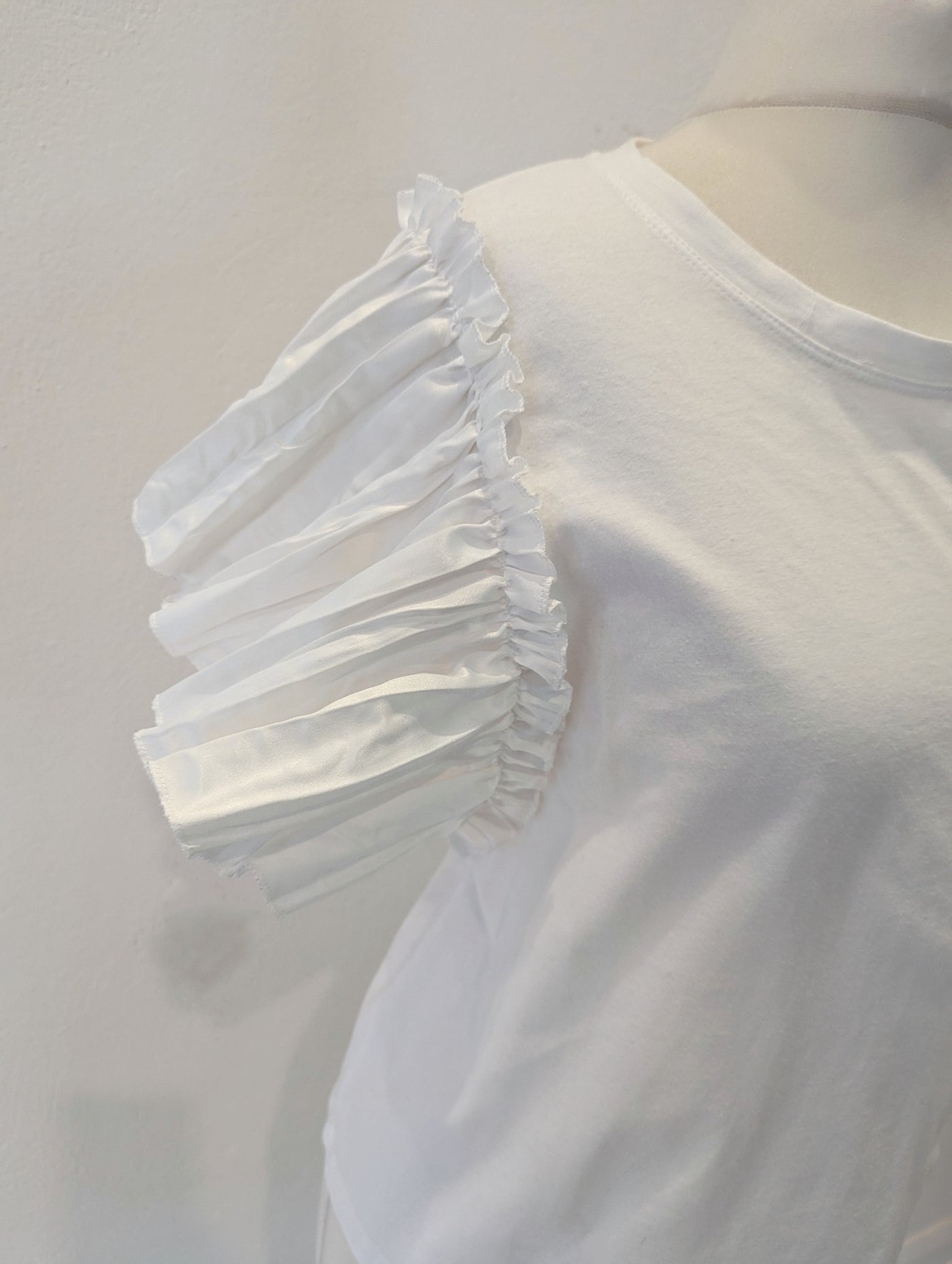 Zara Frill Sleeve T Size Medium
