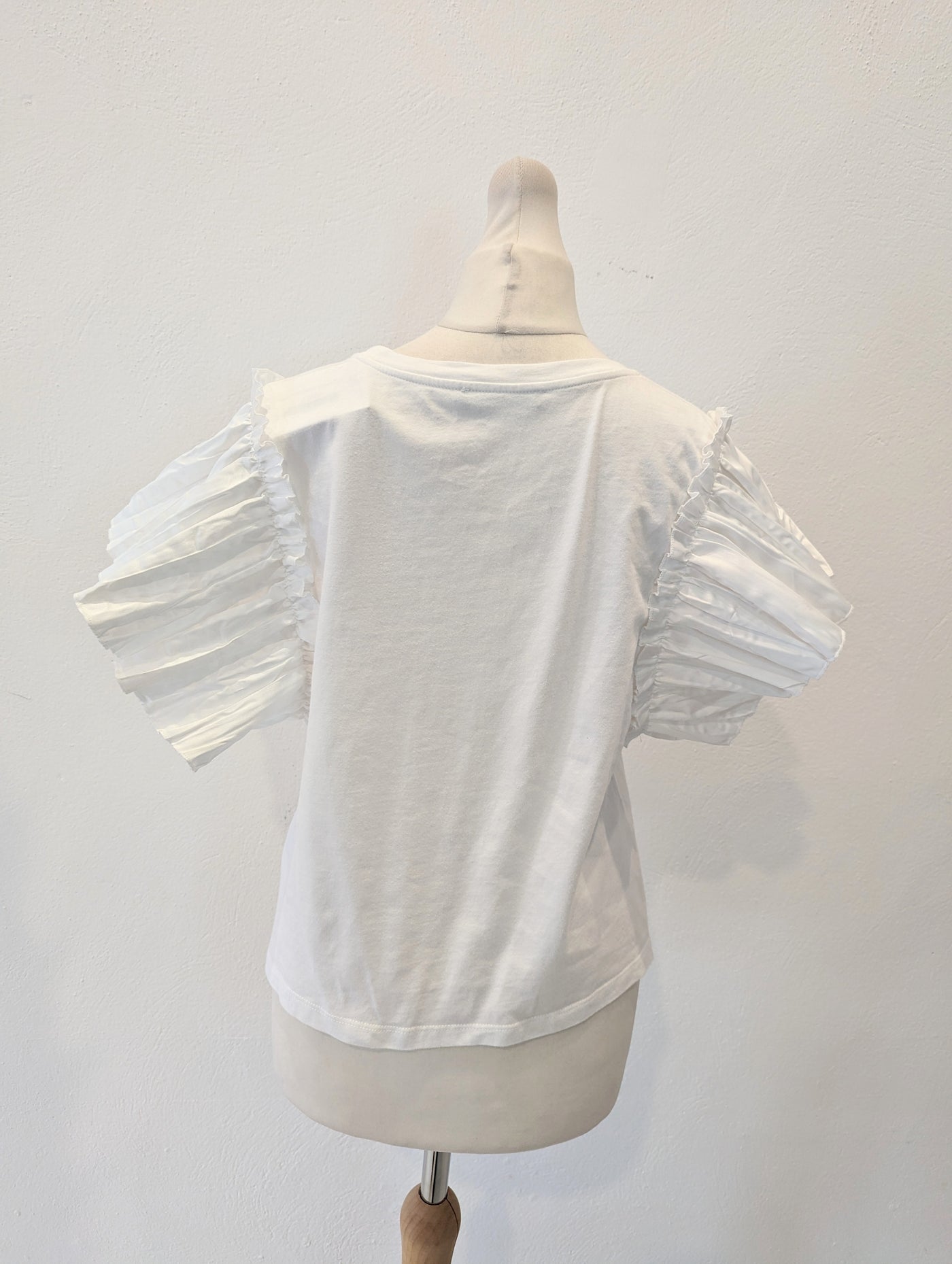 Zara Frill Sleeve T Size Medium