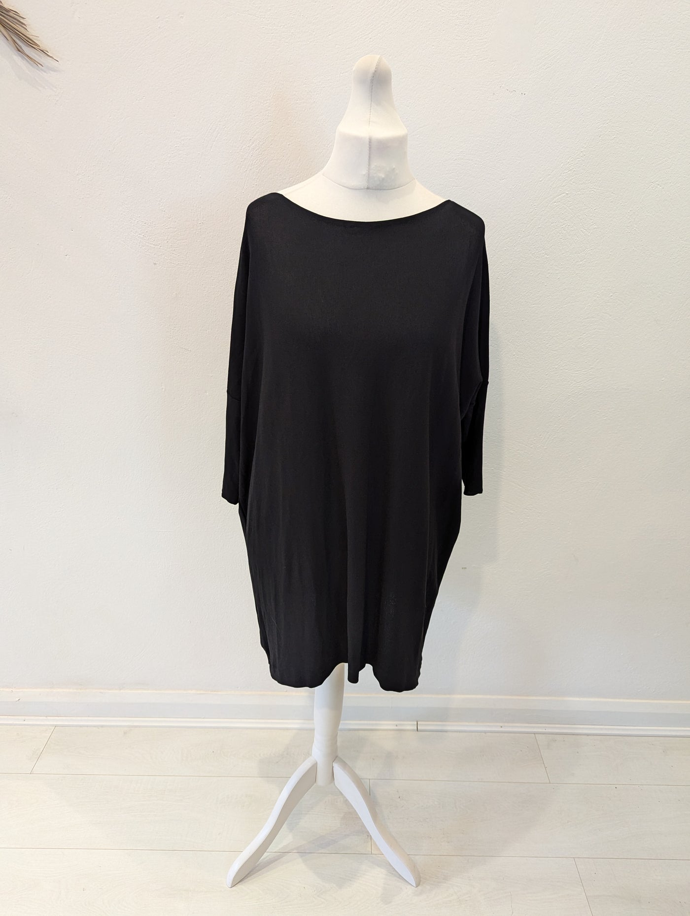 Annette Gortz Black Tunic Top M/L