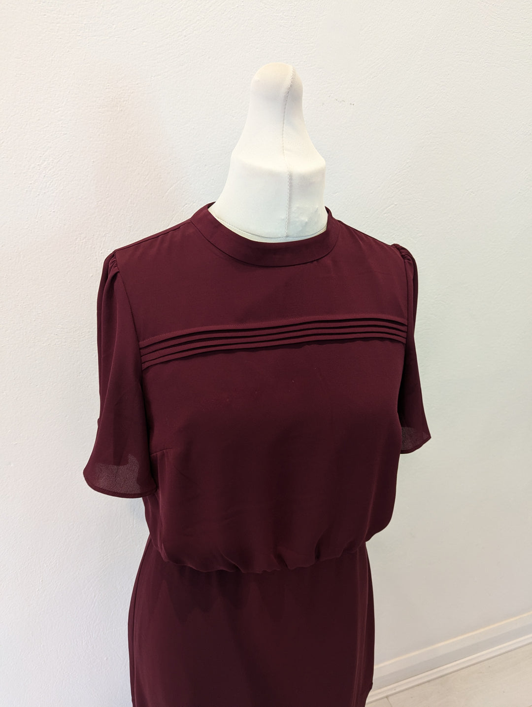 Oasis Burgundy Maxi Dress 14 – The Wardrobe