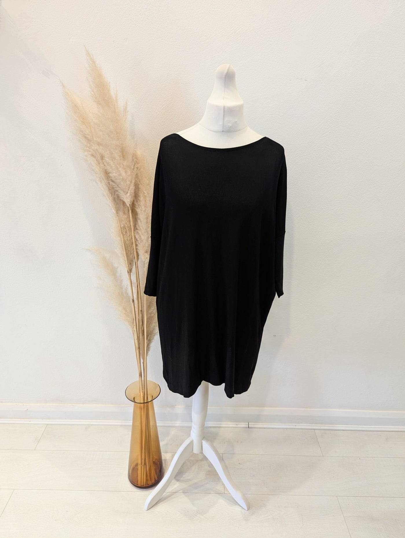 Annette Gortz Black Tunic Top M/L