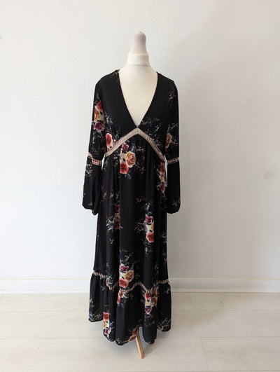 Mandi Black Floral Maxi 8