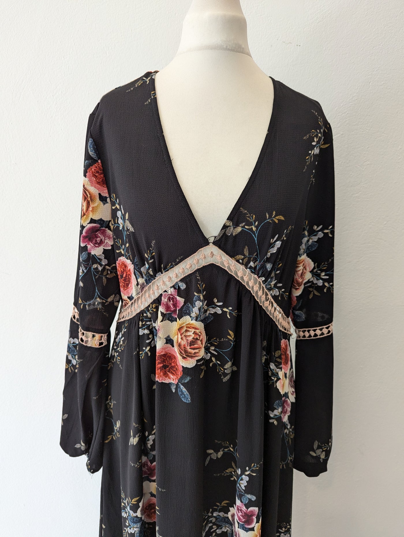 Mandi Black Floral Maxi 8