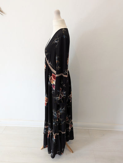 Mandi Black Floral Maxi 8