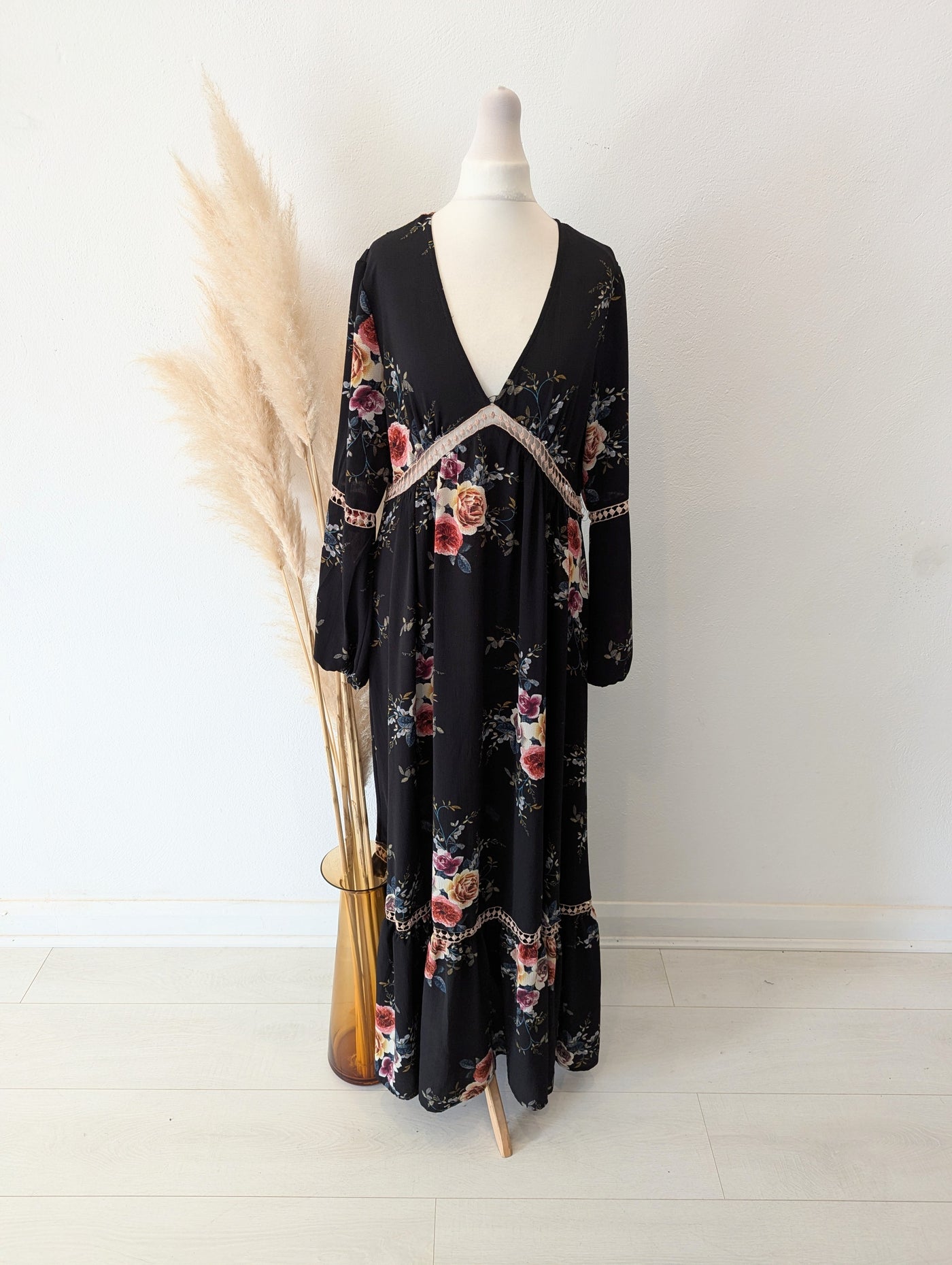 Mandi Black Floral Maxi 8