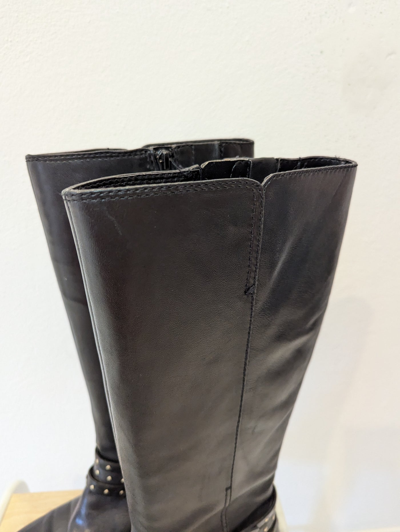 Nine West Black Leather Knee Boot Size 5.5