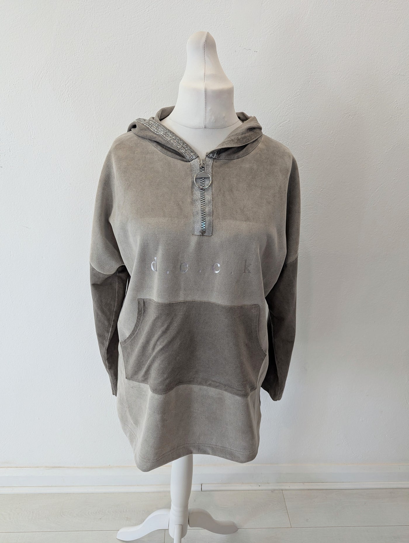 Deck Taupe Velour Hoodie Size M/L