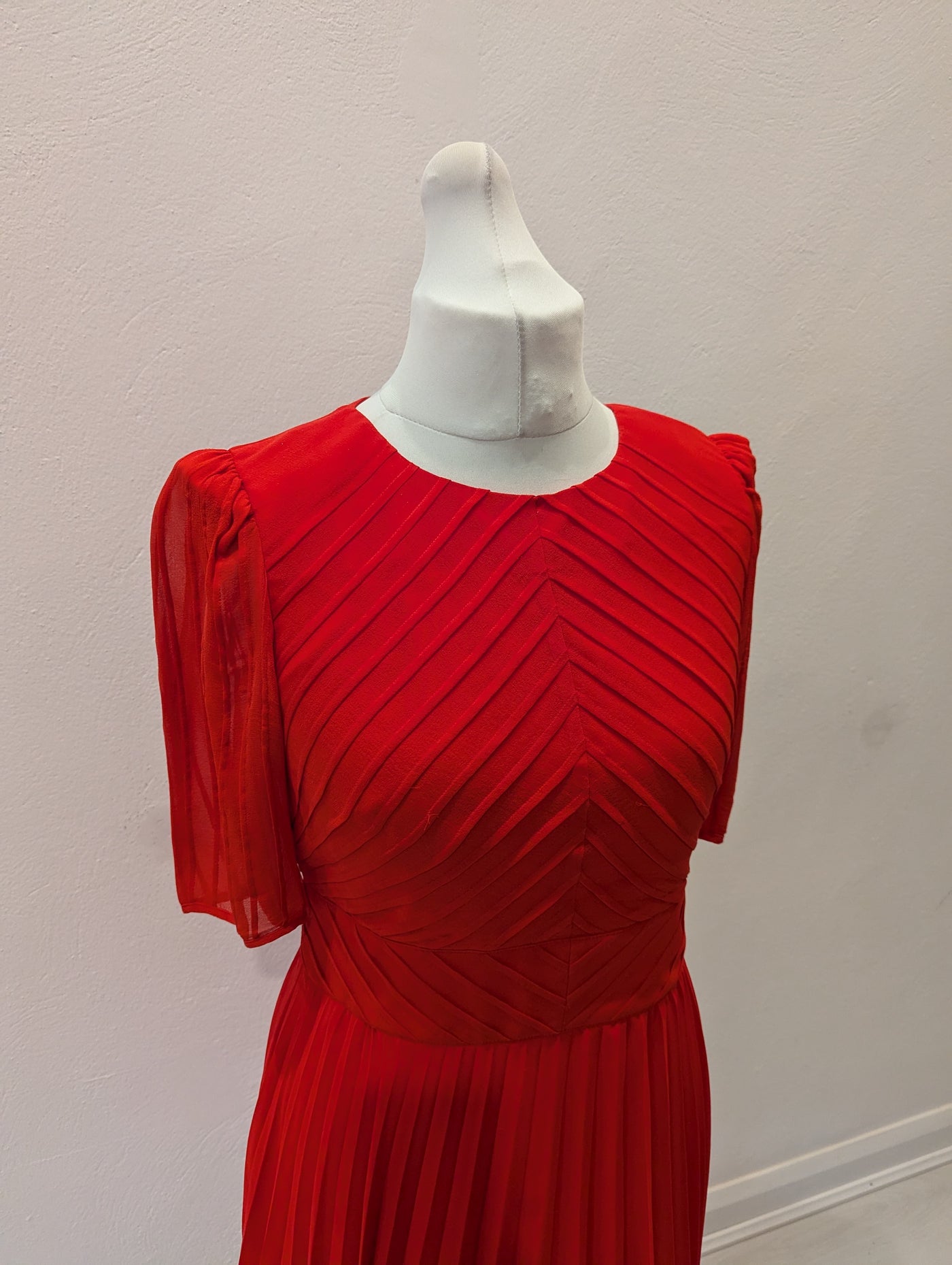 Karen Millen Red Pleated Dress 14