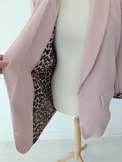 Vanta Pink Leopard Blazer 8/10