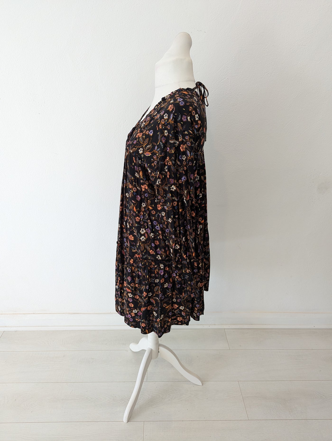 Oliver Bonas Black Floral Smock Dress 10