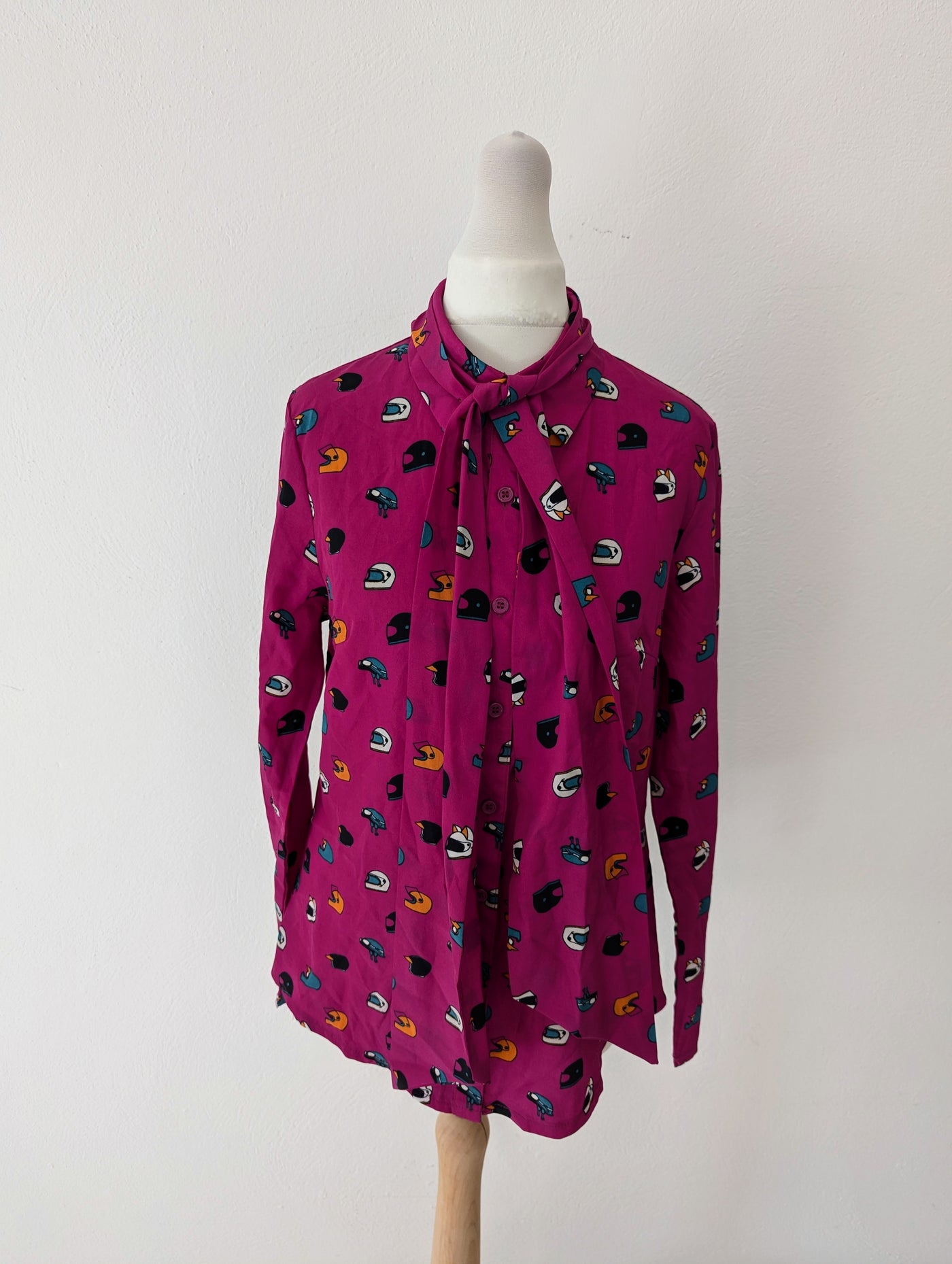 Minueto Pink Helmet Shirt S