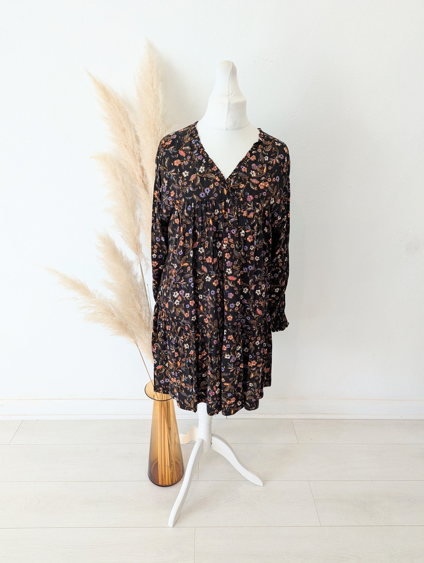 Oliver Bonas Black Floral Smock Dress 10