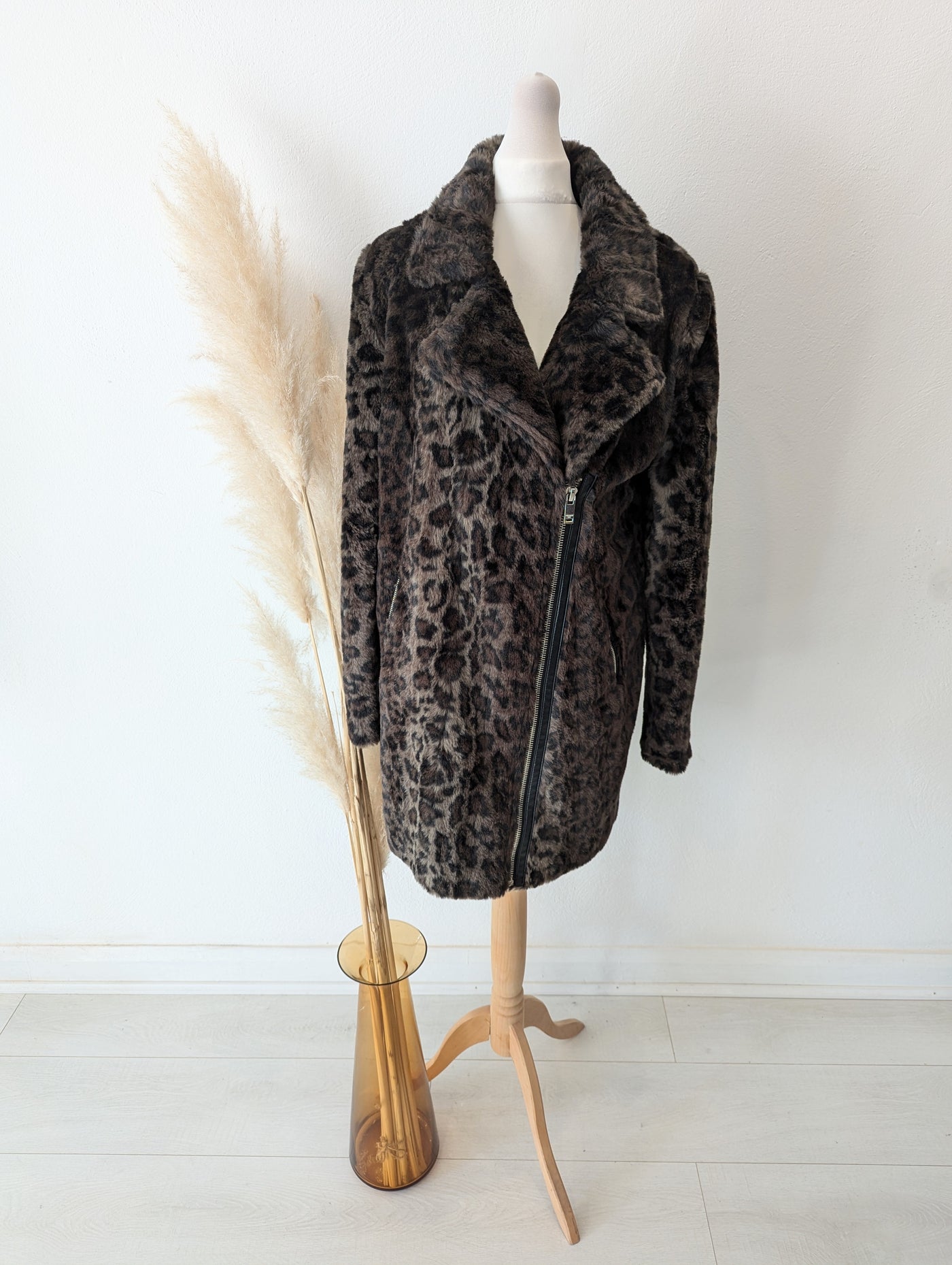 Pull & Bear Leopard coat M