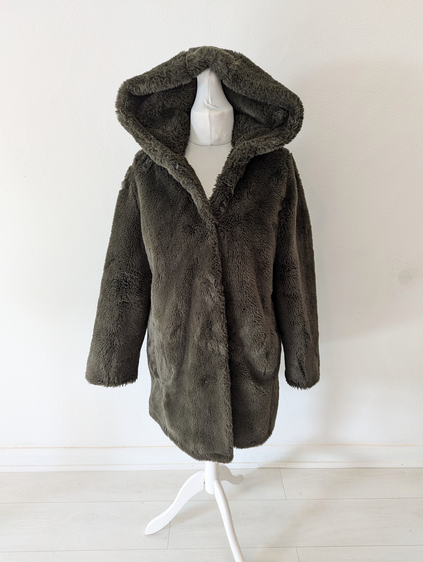 DKNY Khaki Fur Coat M/L