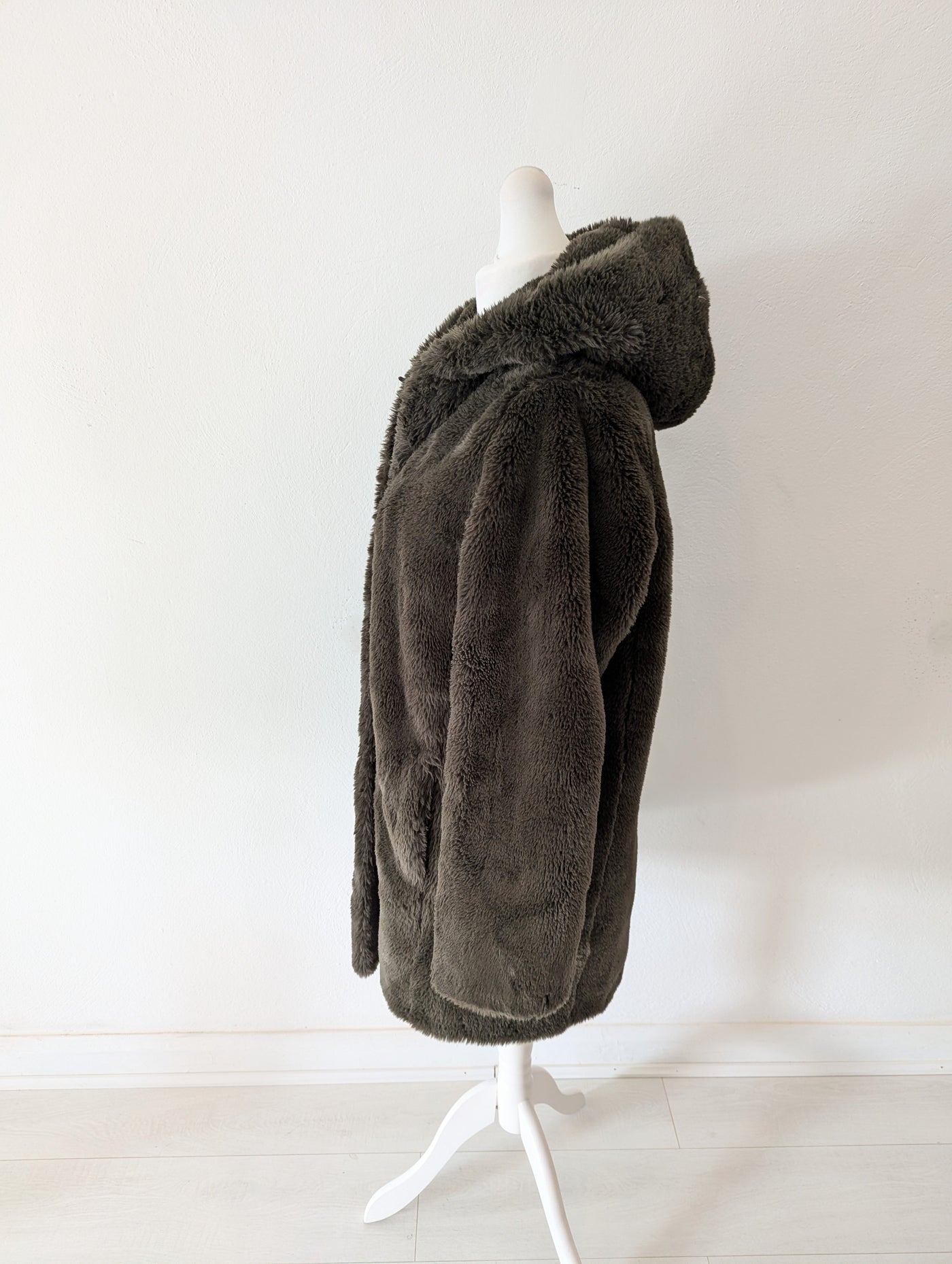 DKNY Khaki Fur Coat M/L