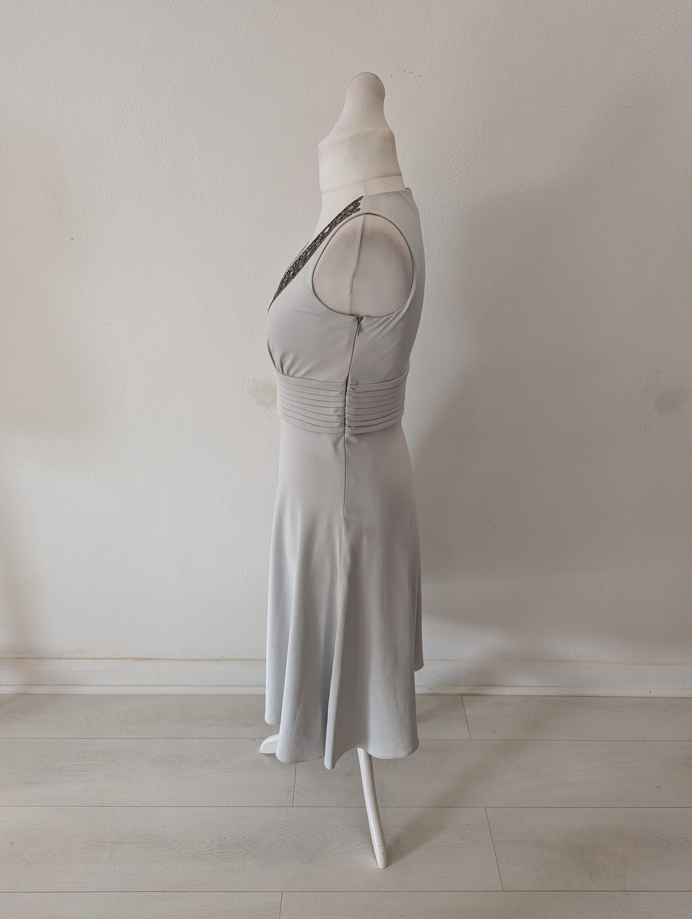 Enchanted x Ann Louise Roswald Grey satin Dess 12