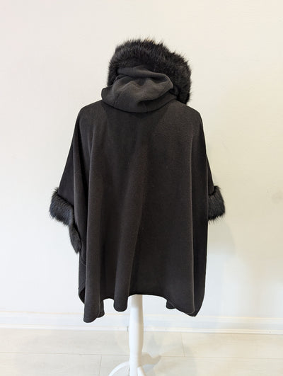 Peurzzi Black Cape