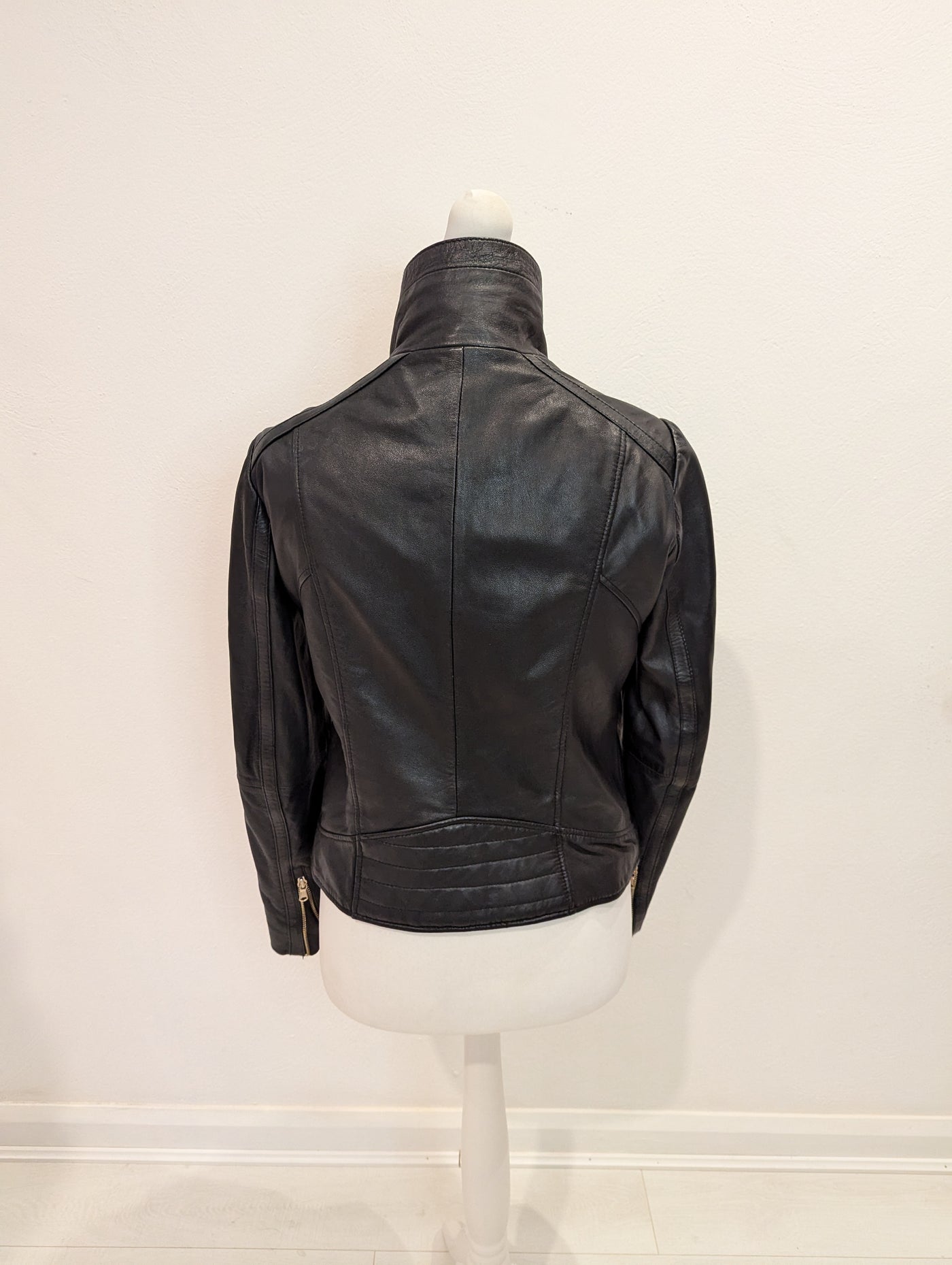 MNG Leather Jacket L