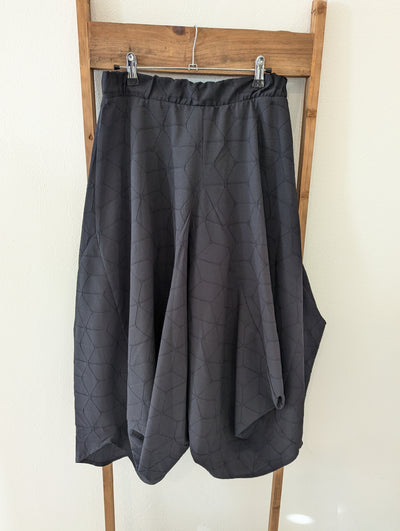 Elsewhere Black Culottes L