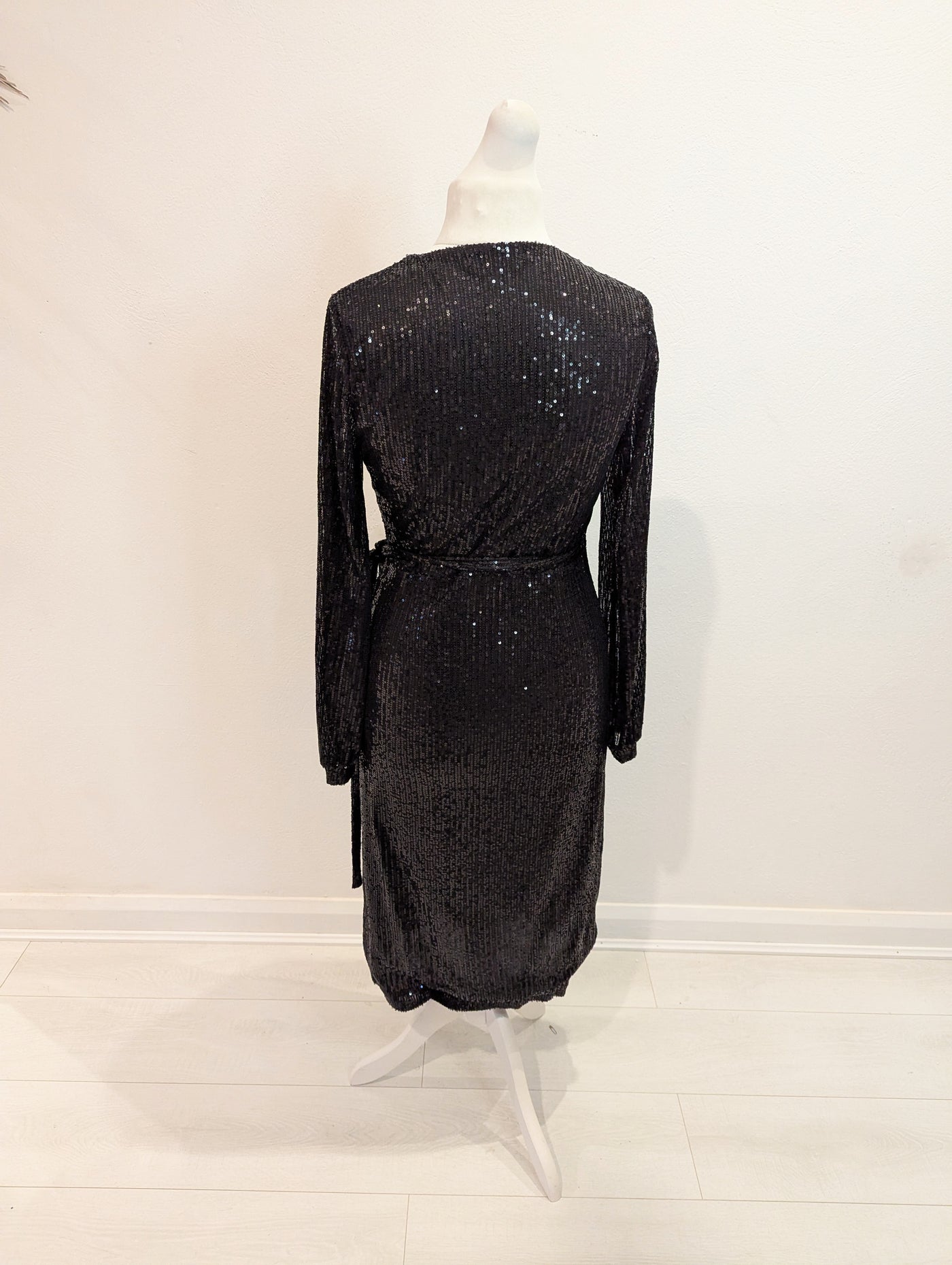 Amber black sequin wrap dress L