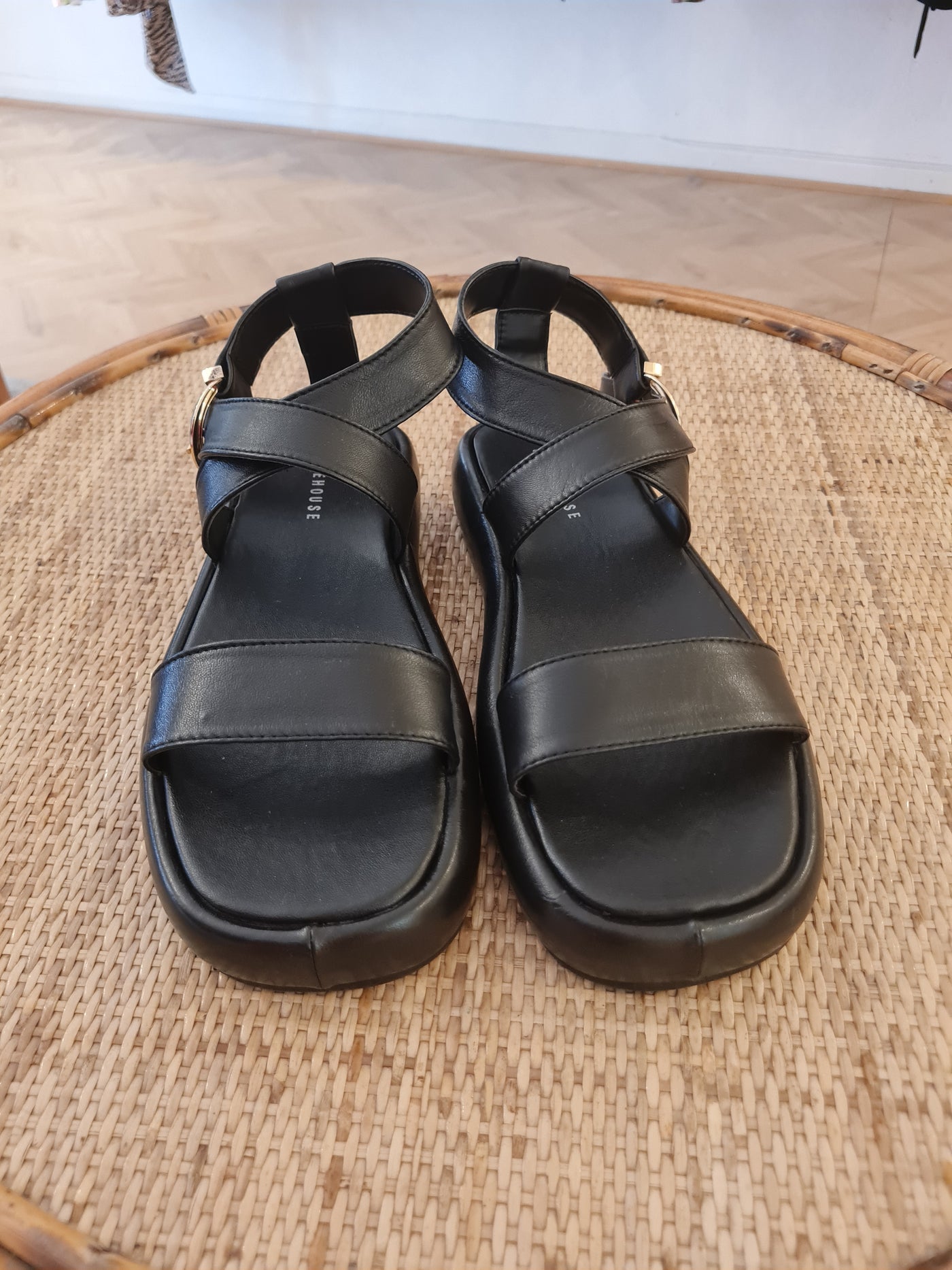 Warehouse Leather sandals 5