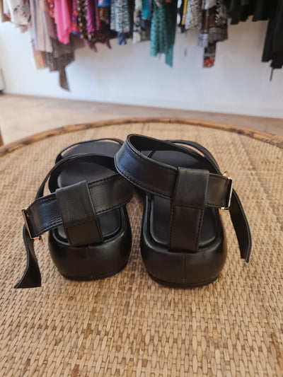 Warehouse Leather sandals 5