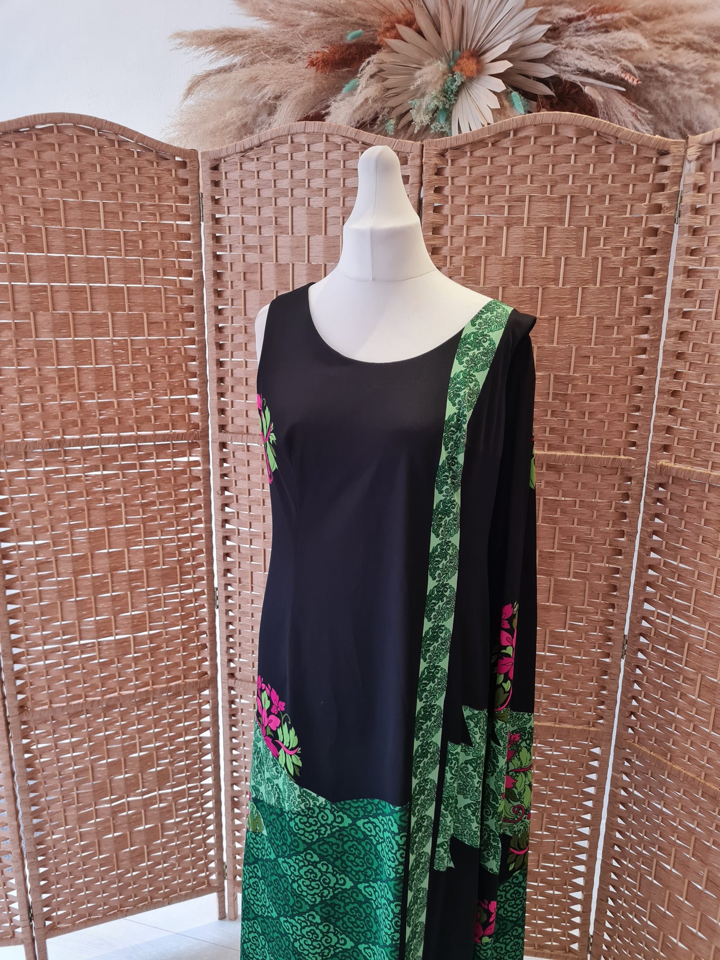 Sari Style Maxi Black and Green 12-14