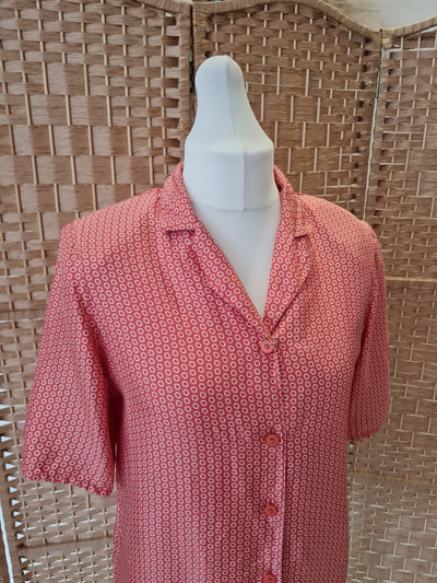 Silk Circles - Salmon Pink/Light Red with cream circles