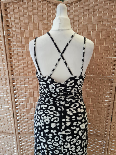 Monsoon Black/White Maxi Small