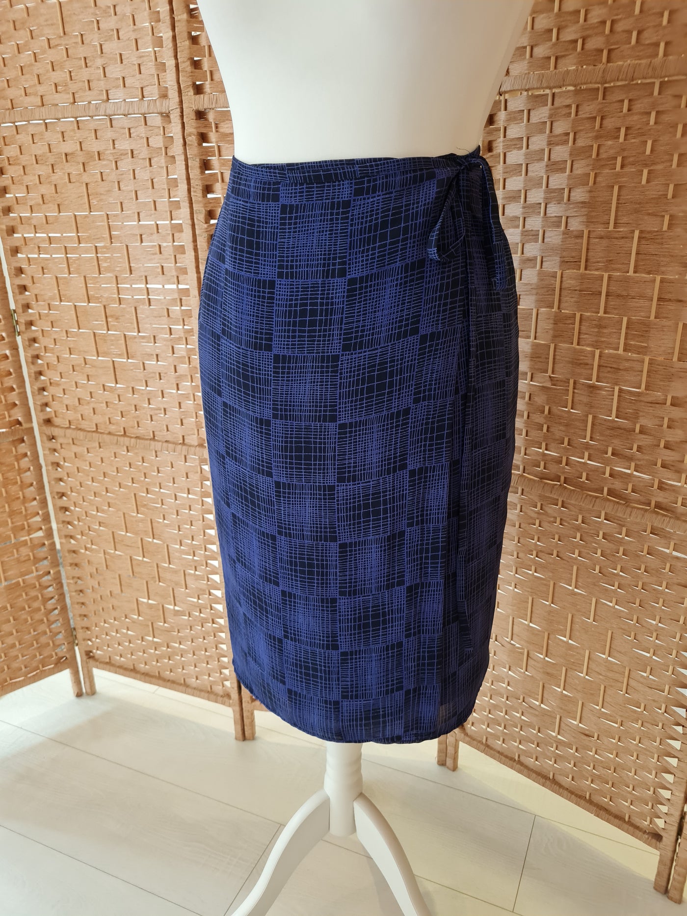 Blue wrap skirt – 1990s