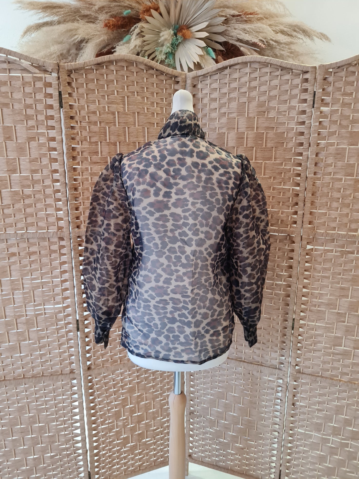 BBWM Woman leopard print shirt S