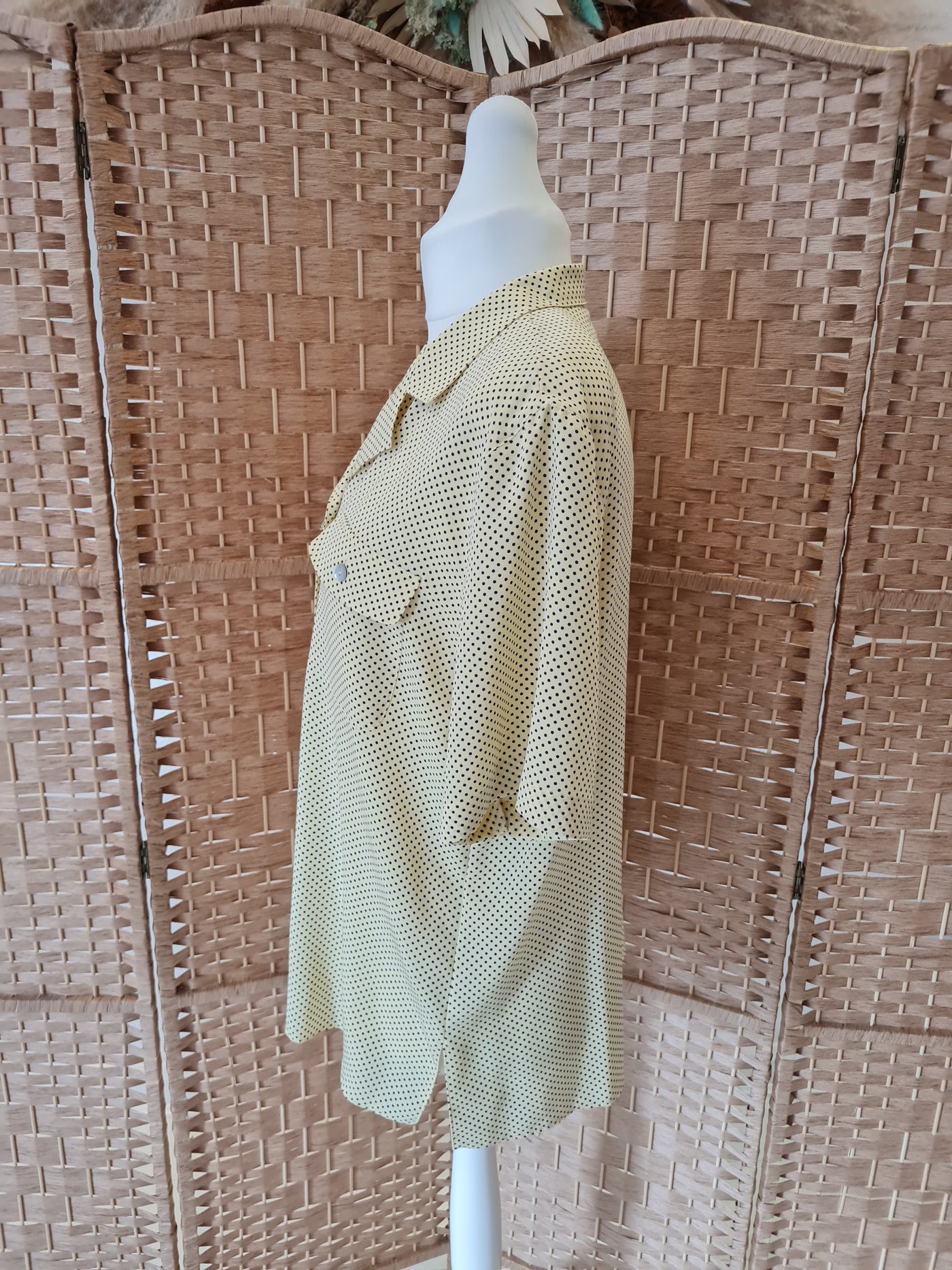 TRU yellow & black blouse 18