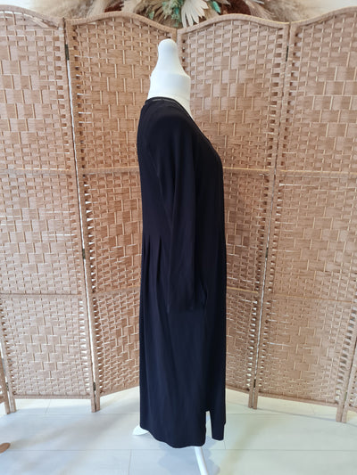 Que Black Diamonte V neck Dress 12