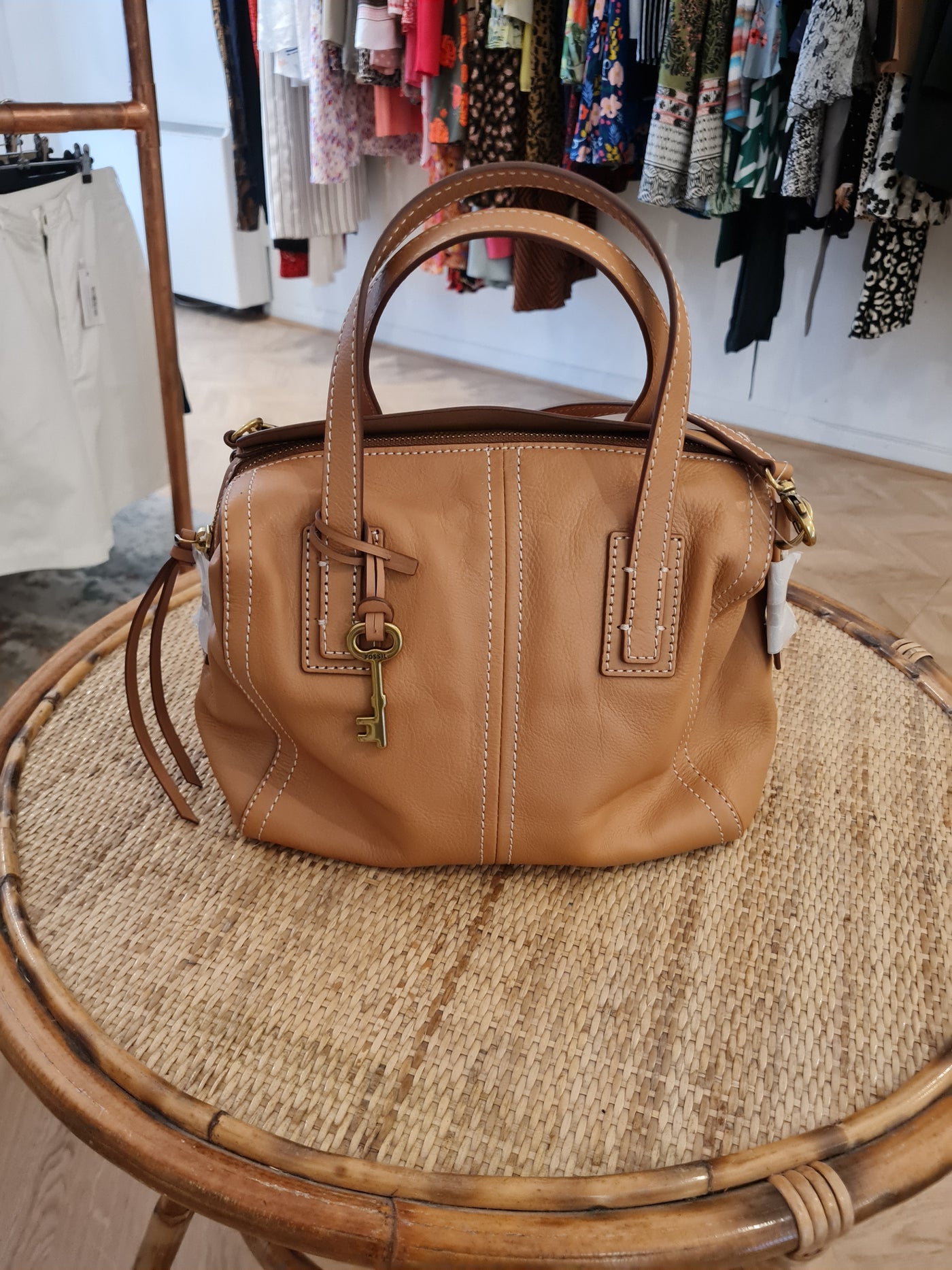 Fossil Emma tan satchel NWT RRP £159 – The Wardrobe