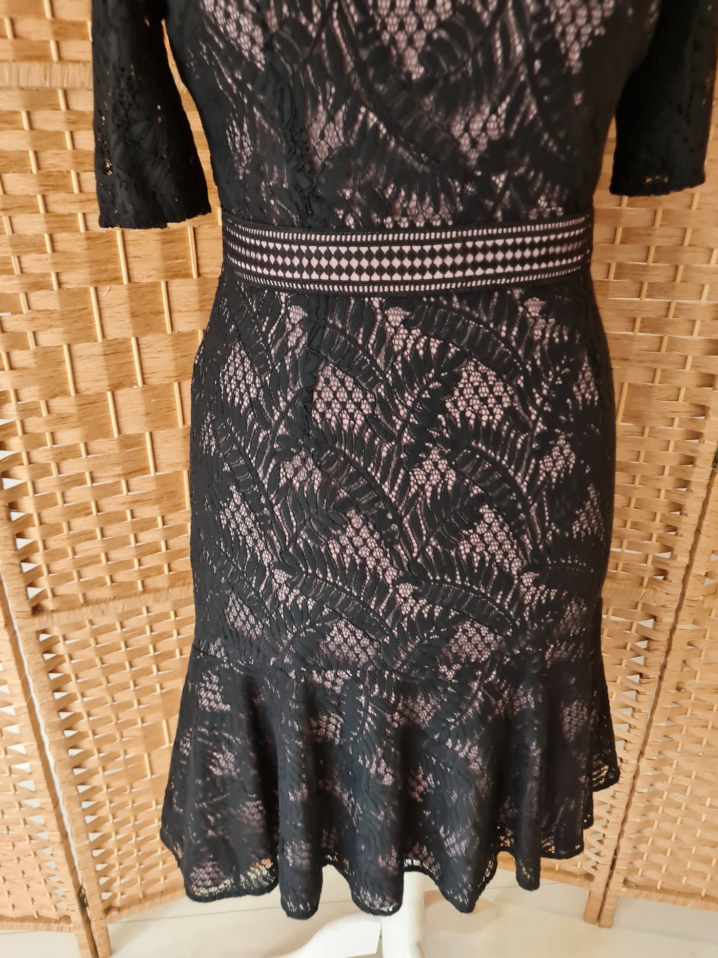 Paisie Black & Nude Lace Dress Size 12 New RRP £99