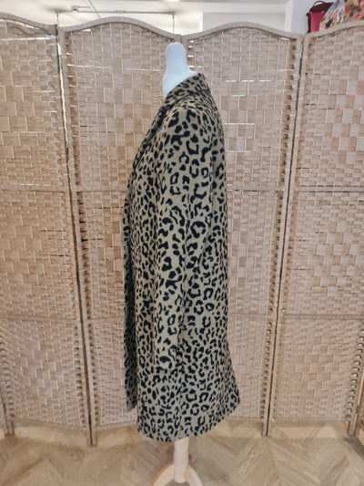 Dorothy Perkins Leopard Coat 8