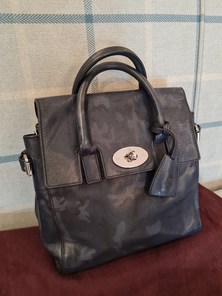 lululemon all set convertible backpack mesh 13l Lululemon All Set Convertible Backpack (13L) - Black