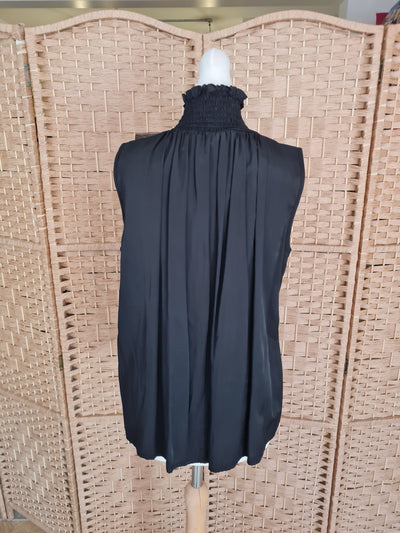 Traffic People Black Bow top S