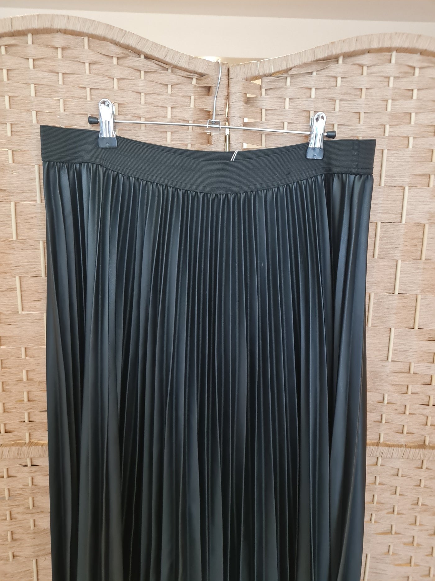 M&S Leather Pleated Skirt Size 16