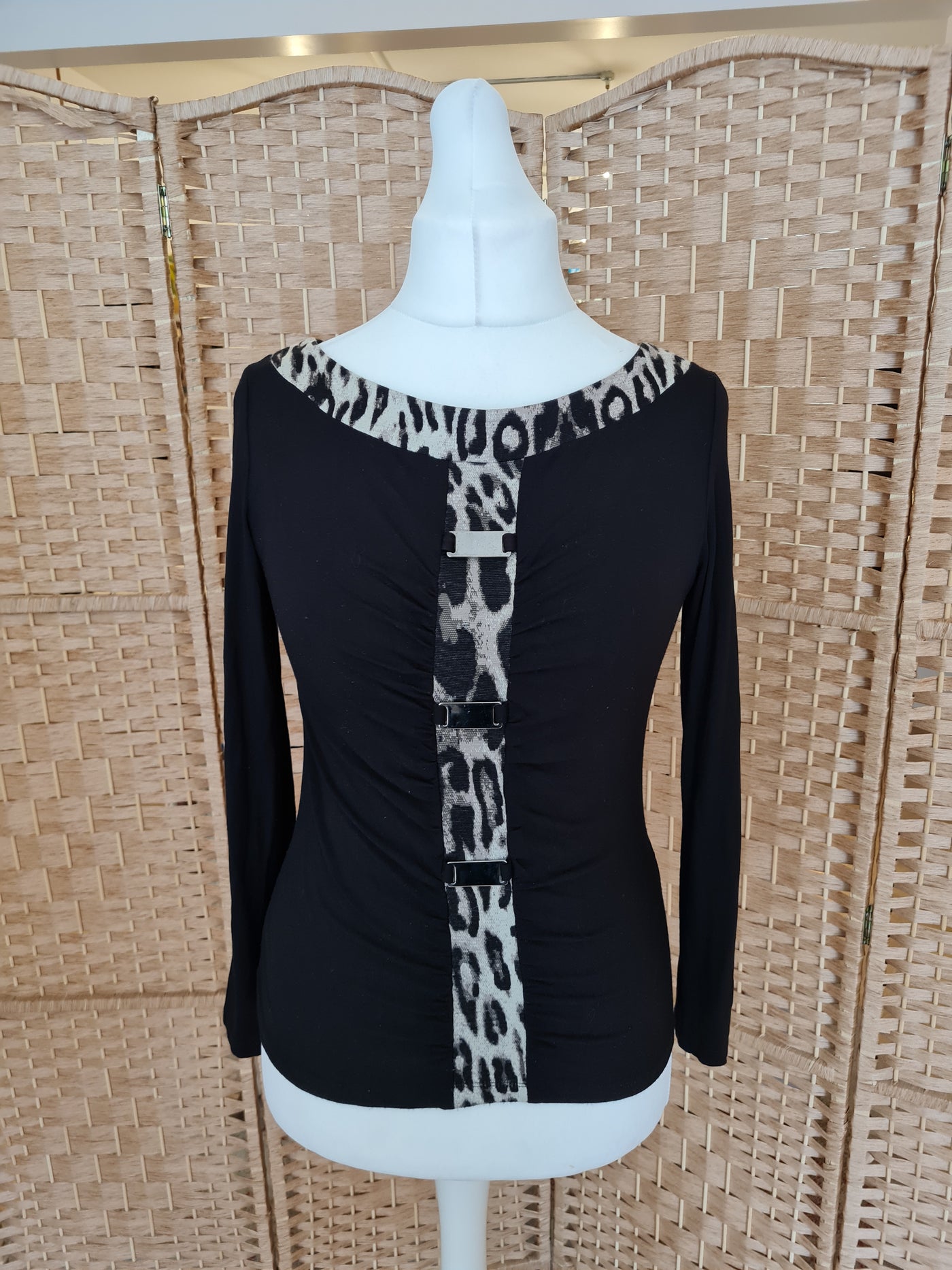 Badoo Animal print top 12