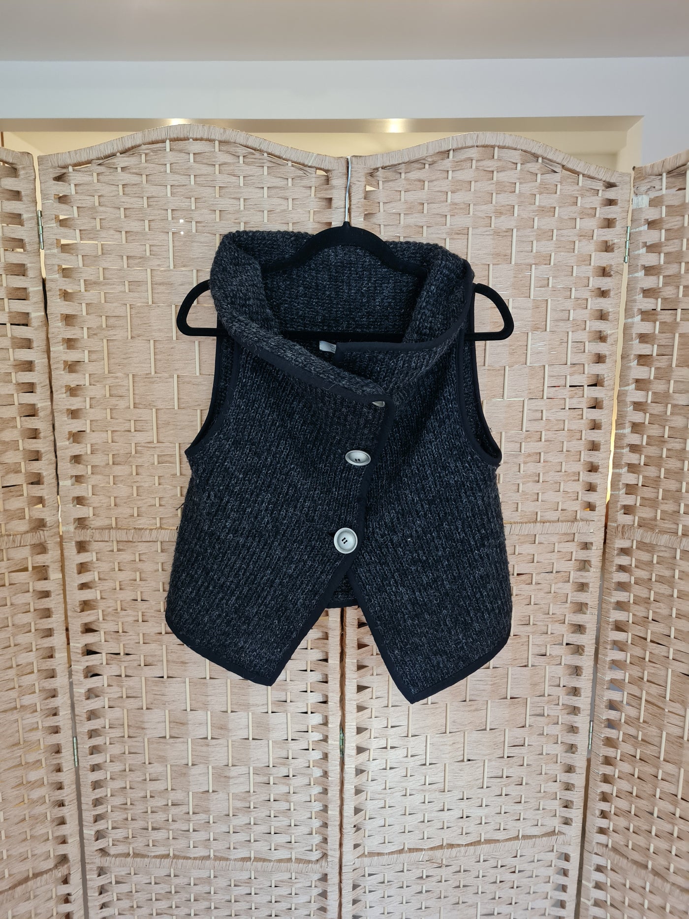 Cocomenthe Charcoal Wool Gilet Small