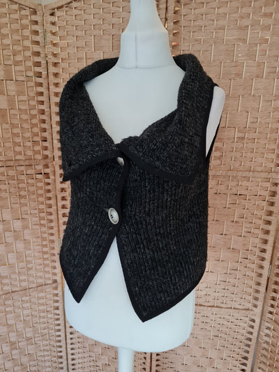 Cocomenthe Charcoal Wool Gilet Small