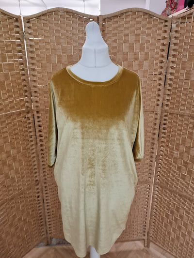 VeraLucy Gold Velour Dress M/L