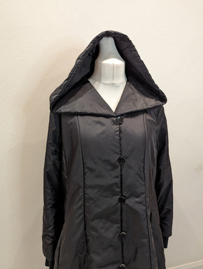 TOMO black quilted coat L