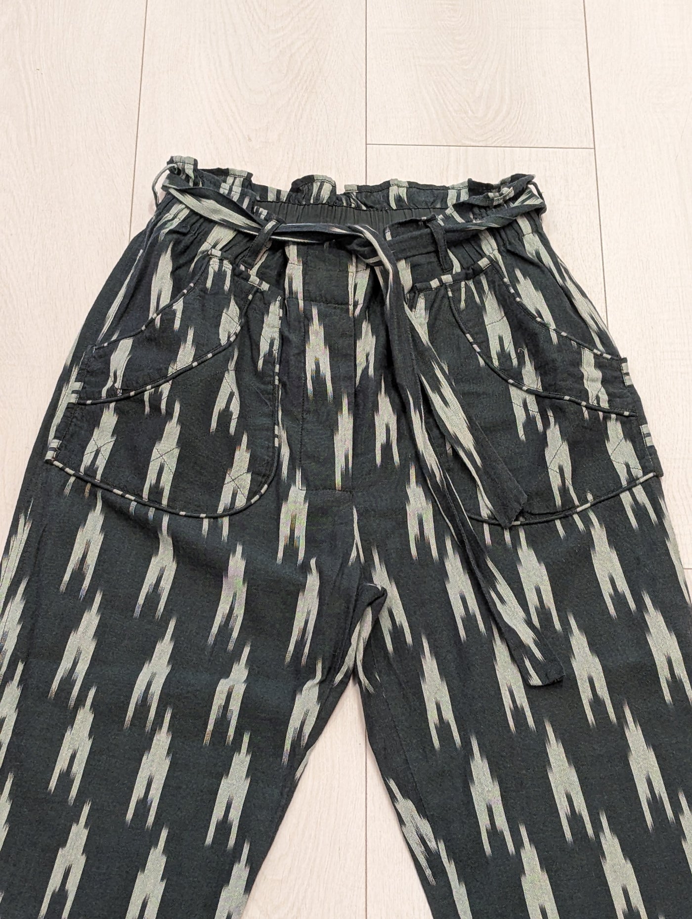 Indi & Cold Green Print Trousers 10