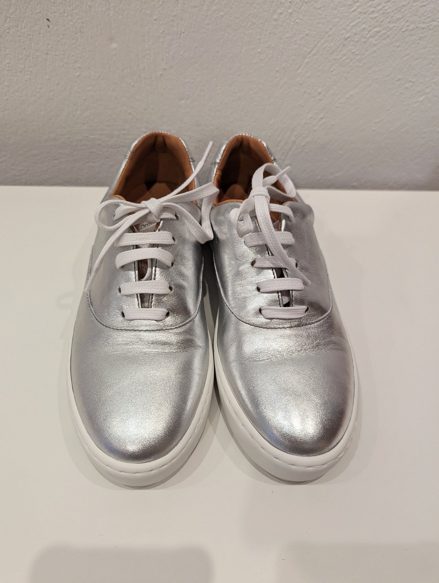 Russell & Bromley Silver trainers 37